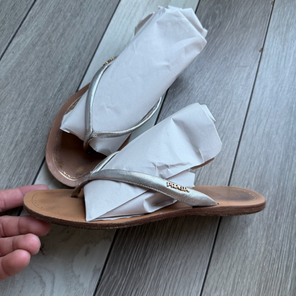 Prada Women's Sandals with Silver Straps and Brown Soles - Picture 4 of 10